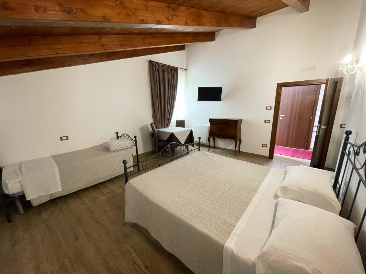 Tenuta Morrone Pertosa Luaran gambar